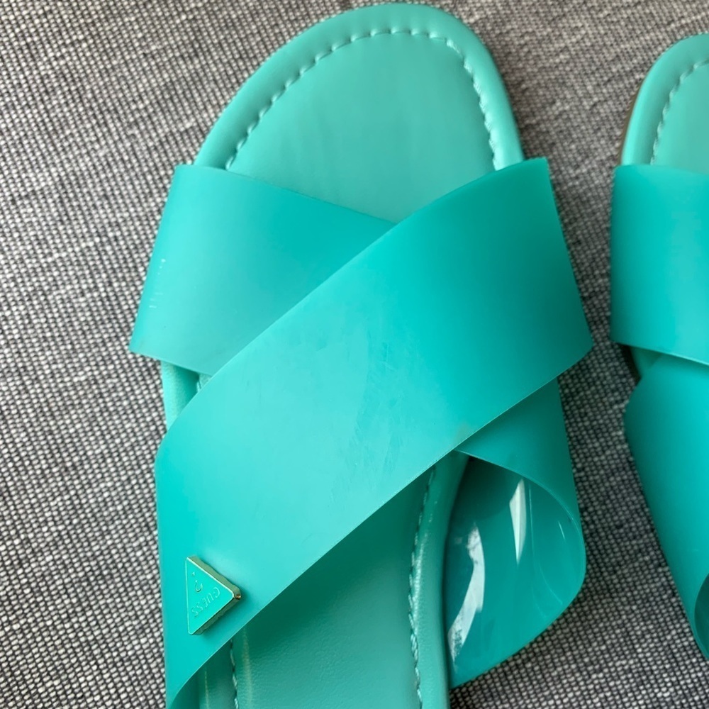 Guess Green Flat Sandal Size 10M - Picture 12 of 15